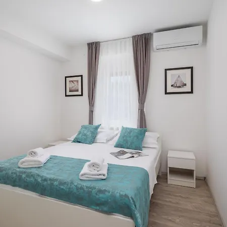 Apartamento Beachfront Boutique With Free Parking Makarska