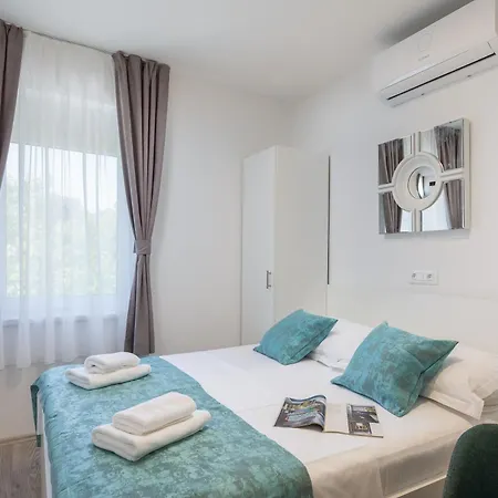 Apartamento Beachfront Boutique With Free Parking