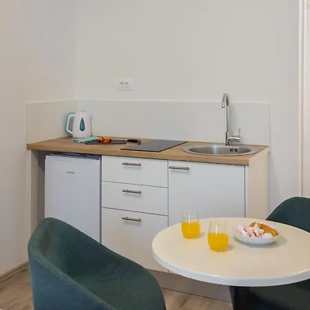 Apartamento Beachfront Boutique With Free Parking