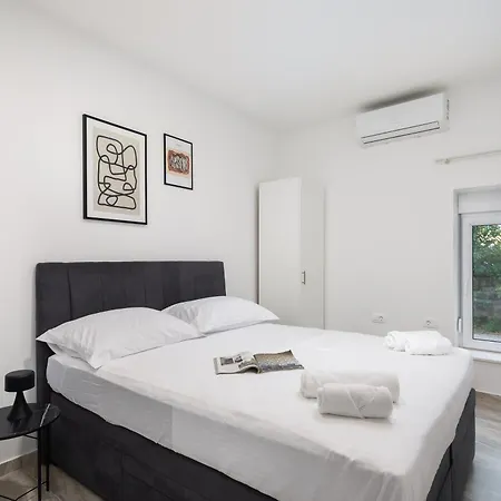 Apartamento Beachfront Boutique With Free Parking *