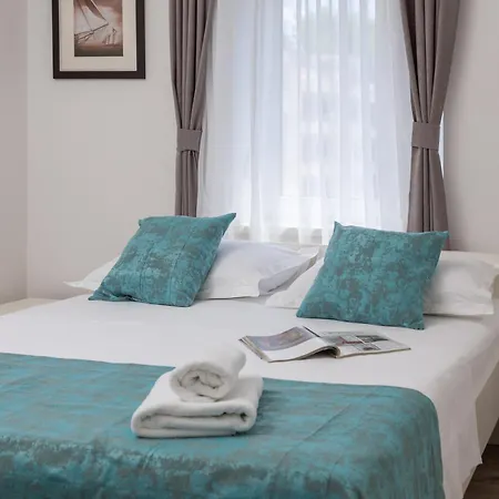 Beachfront Boutique With Free Parking Apartman *